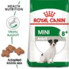 ro251200 - Royal Canin - Size Health Nutrition Mini Adult 8+